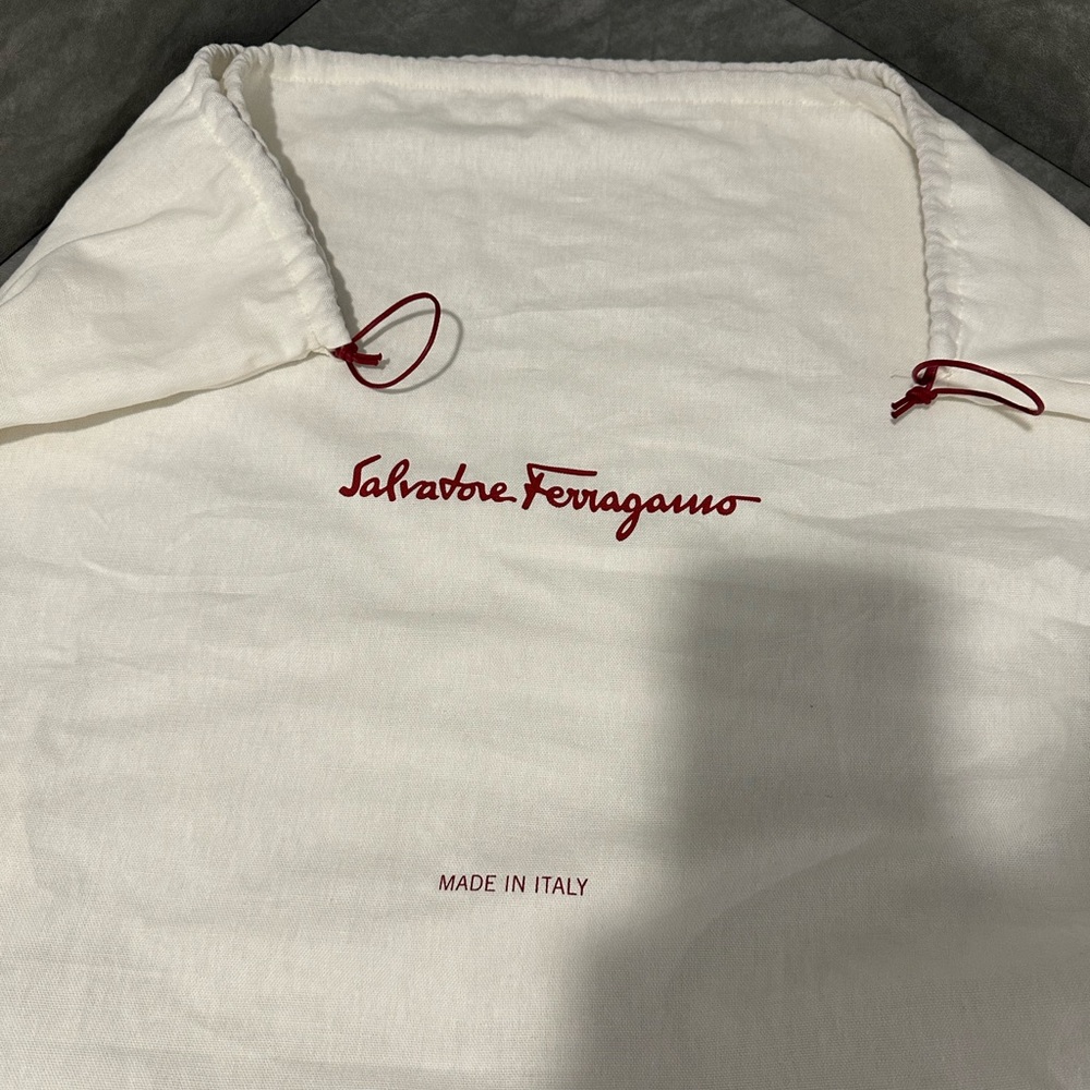 Salvatore Ferragamo Black Tote Bag made in Italy with dust bag - Picture 16 of 16